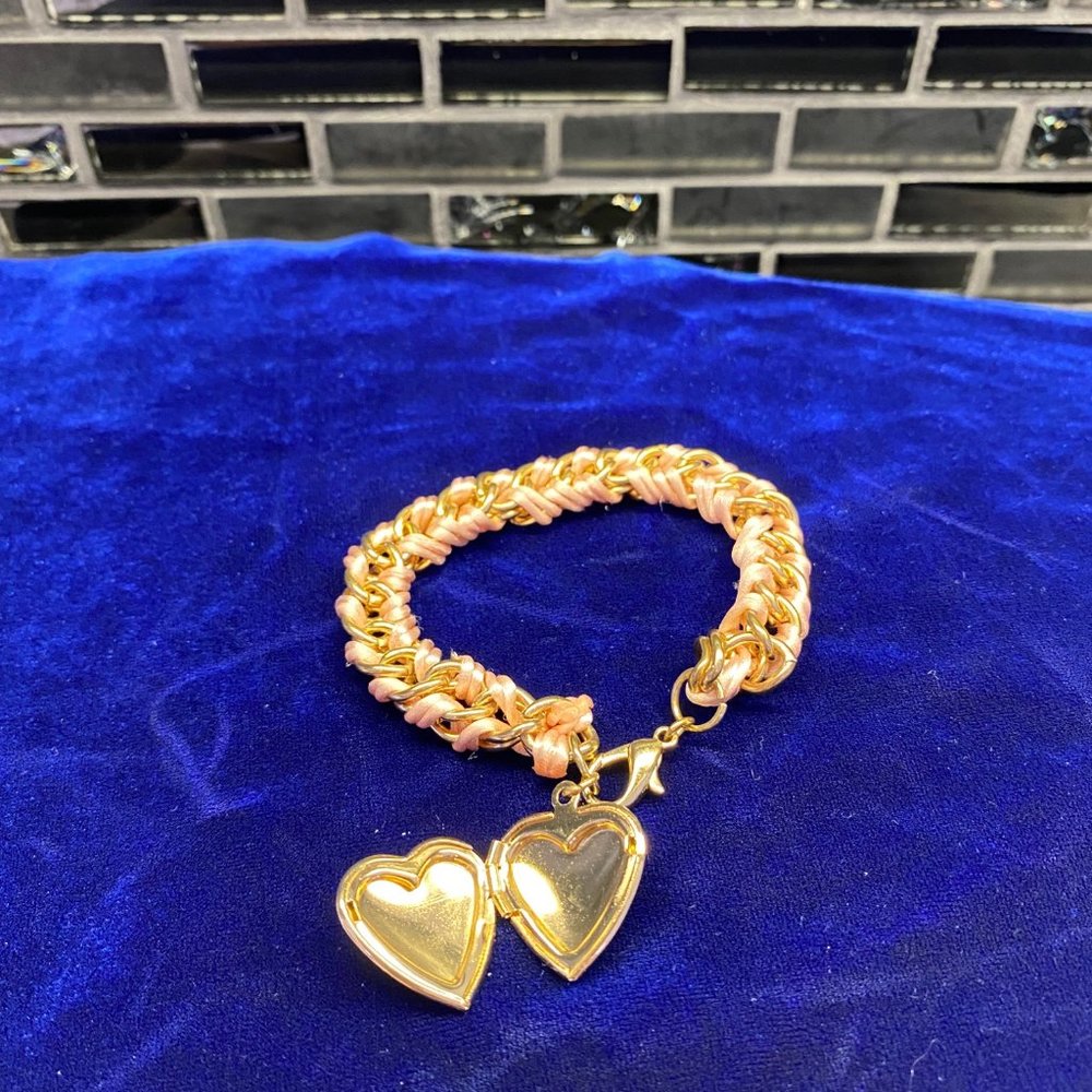 Heart Ribbon Locket - Picture 3 of 5